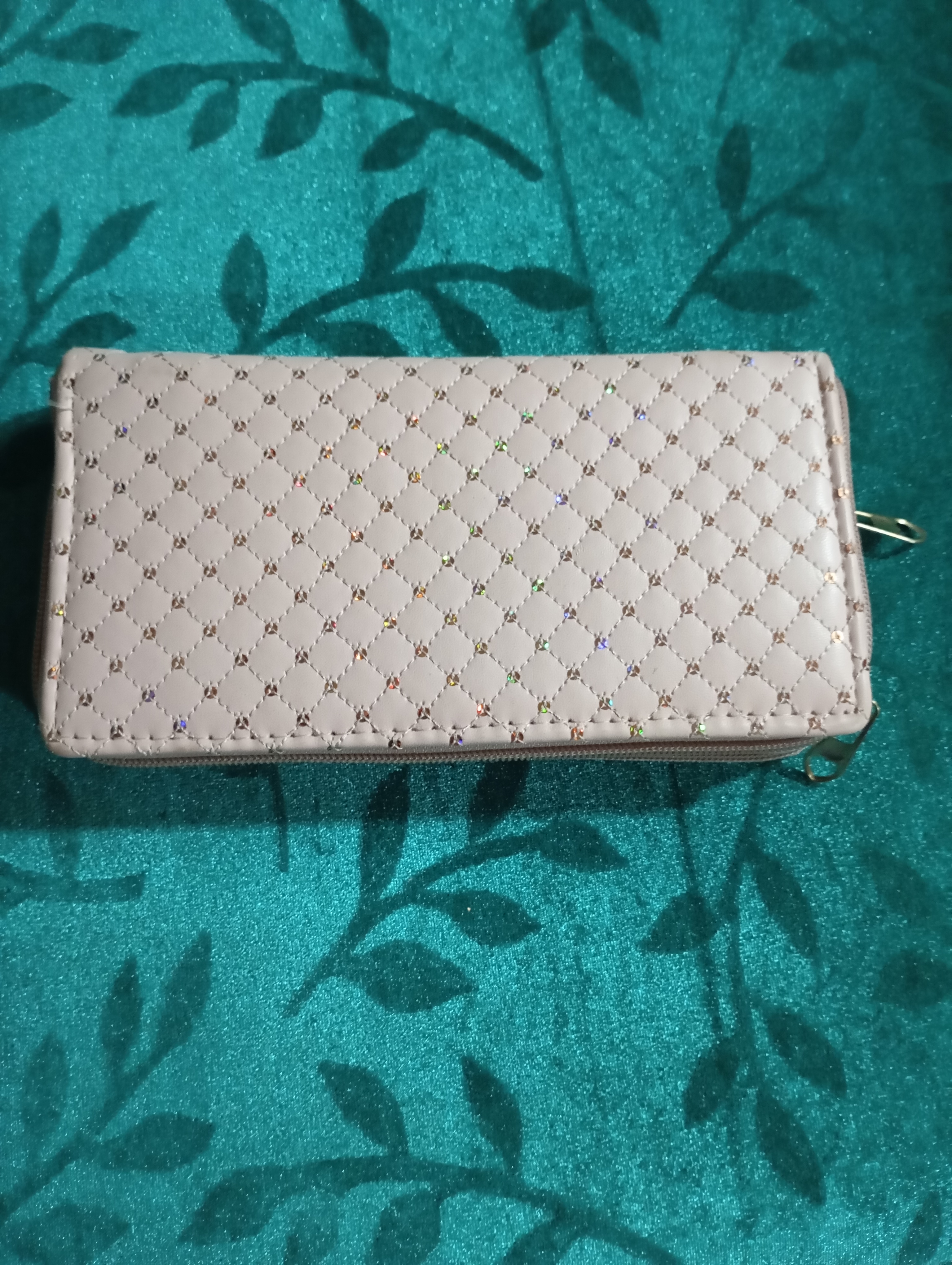 Stylish and Fashionable Hand Purse Peach Colour with Zari Work For Women -Suit For all occasions.